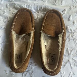 UGG Women's Tan Suede Slippers